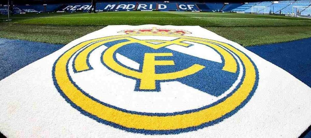 Real Madrids Trainer Ancelotti bereitet seine Spieler auf das Spiel gegen Liverpool vor