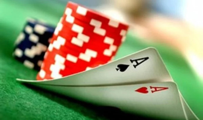 Poker er et spil med tilfældigheder